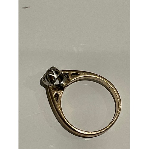 98 - 9ct gold ring with good size diamond 1.6 grams