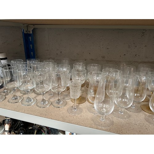 261 - Qty dinking glasses plus bric a brac items