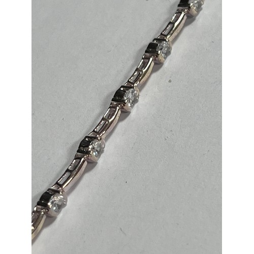 284 - silver 925 bracelet with clear stones