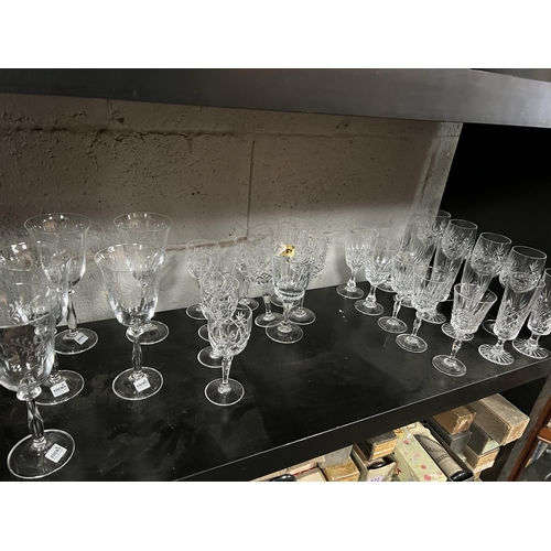 221 - Qty wine glasses