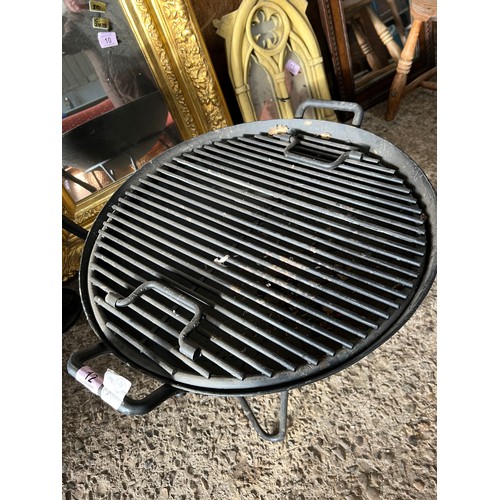 12 - cast iron fire pit on stand 550mm diameter h37