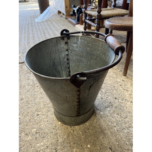 18 - rustic bucket with wood handle h211