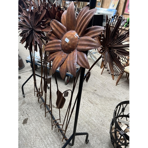 288 - tall metal flower h30