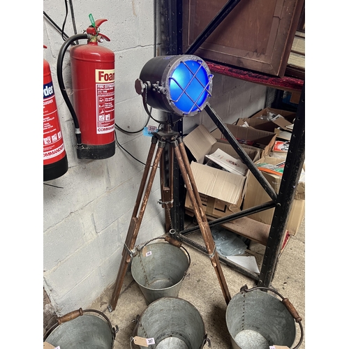 310 - spotlight on wood tripod a/f