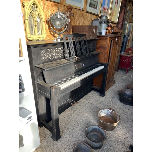 36 - upright piano , C.Bechstein , Berlin