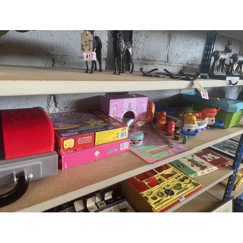 419 - shelf mixed toys