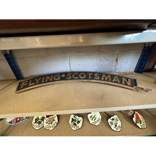 449 - cast iron flying Scotsman sign h305