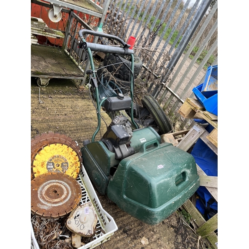 685 - Cylinder petrol mower sold as seen