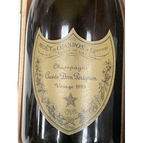 180 - bottle Champagne Moët & Chandon 1993