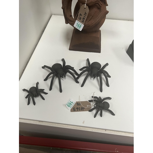 169 - h163 x 4 metal wall hanging spiders