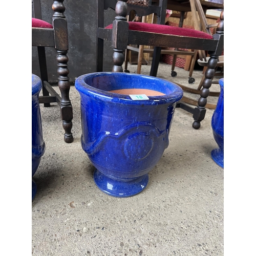 18 - Glazed REGENT glazed urn planter 30cm diameter x 33cm tall BLUE