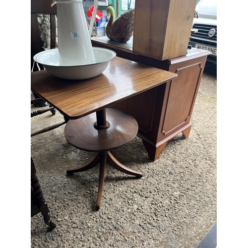 29 - 2 tier oak table 24” x 21” x 28”...