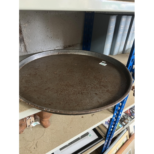 357 - round metal tray 55cm h245