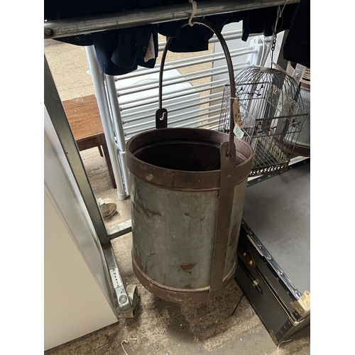 506 - heavy rustic bucket h273