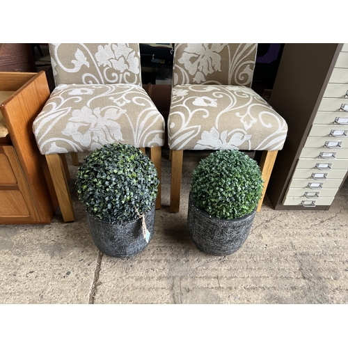 572 - 2 x plant pots with faux box hedging balls...