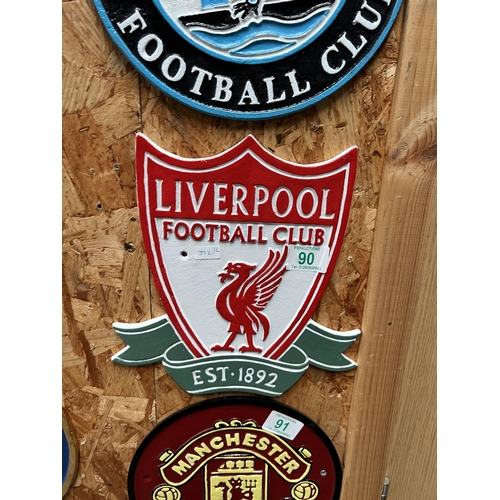 90 - h372 Liverpool Sign Metal