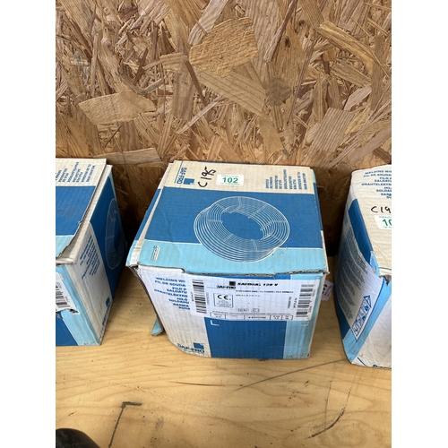 102 - new boxed welding wire 1.2mm , 15Kg