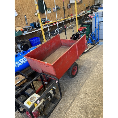 217 - Small holding / garden trailer tipper