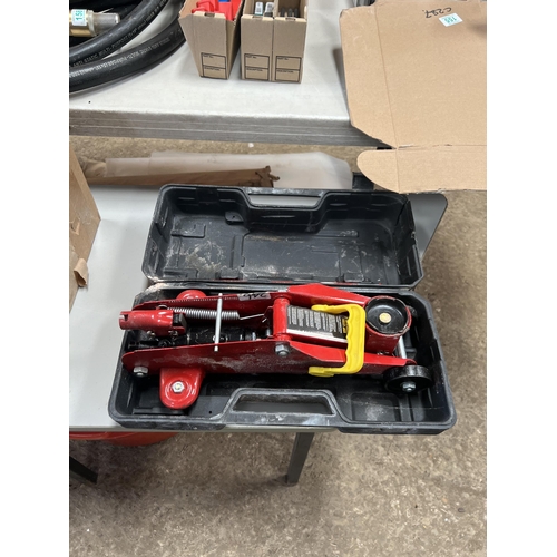 246 - Am tech 2 ton trolly jack