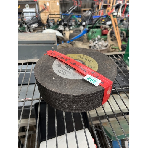 262 - 10 x 230mm cutting discs