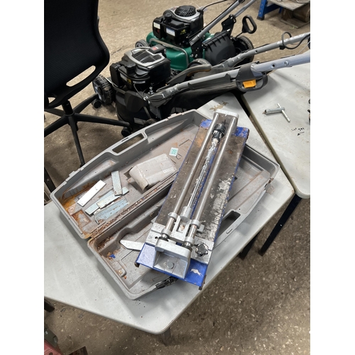 335 - Large tile cutter