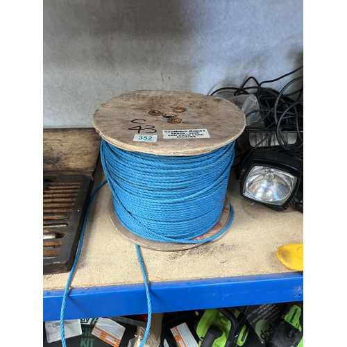 352 - Blue rope on reel