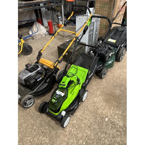 451 - 48v cordless Greenworks mower with charger / battery