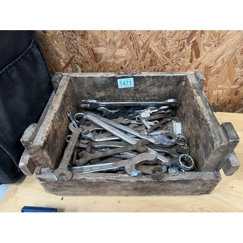 1471 - tray mixed spanners