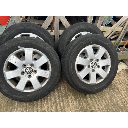 1936 - 4 x VW alloys with tyres