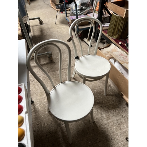 107 - X2 chairs