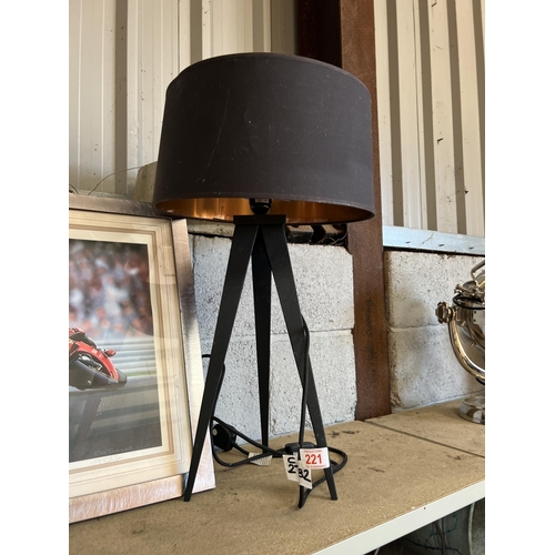 221 - Tripod table lamp