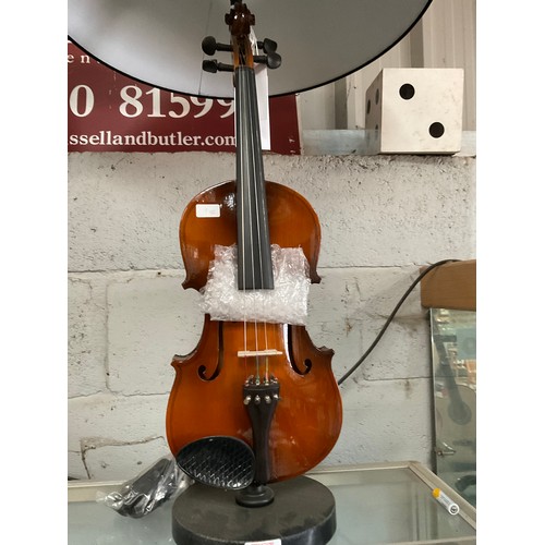 203 - Violin lamp