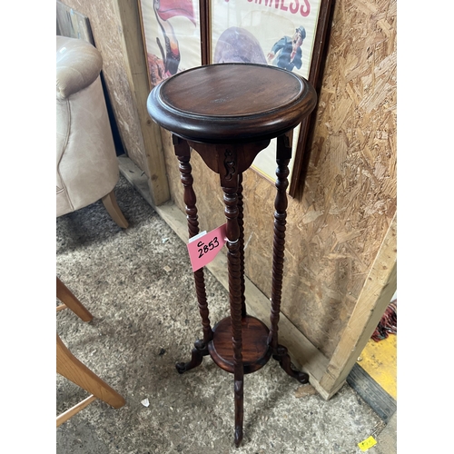 1470 - ornate plant stand 40” tall