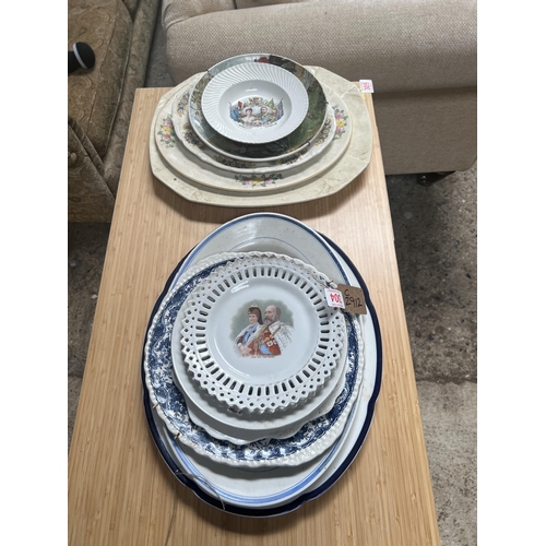 304 - Qty mixed plates