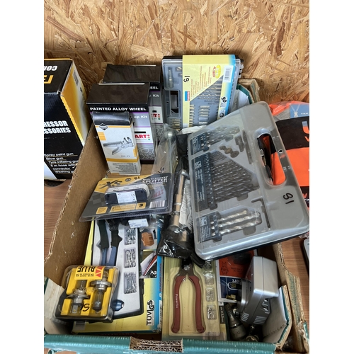 23 - tray mixed new tools , rivet gun , drill bits etc..