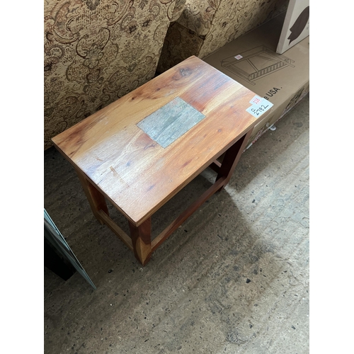 338 - Side table