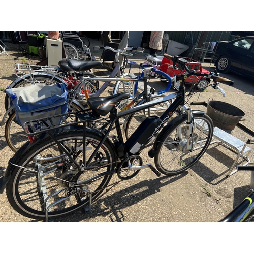 125 - Cylcotrocity electric bike with battery no charger sold as seen