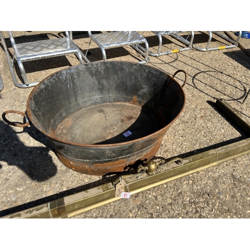 82 - galvanised tub / planter