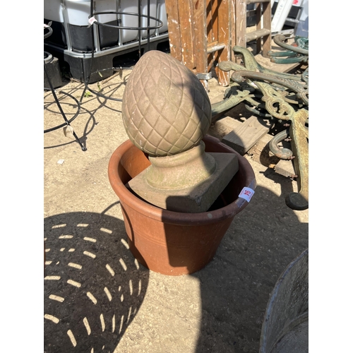 94 - plant pot plus post topper