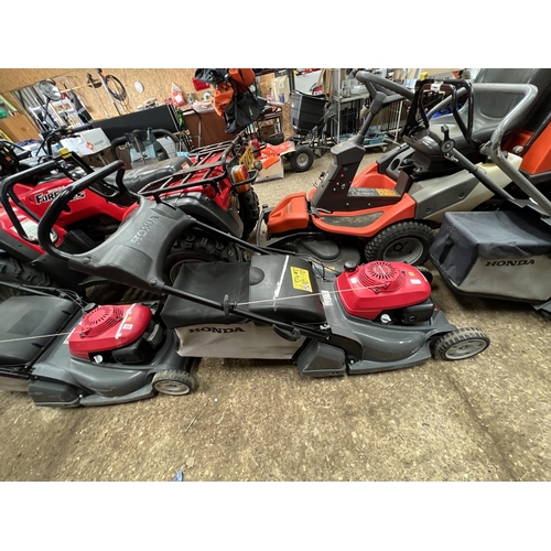 385 - 2010 Honda petrol mower HRX476C , full working order no 40