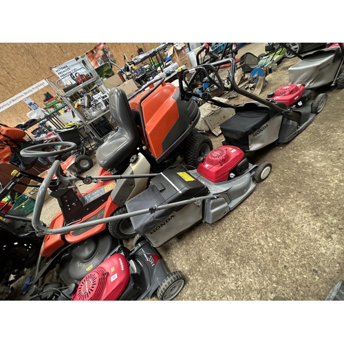 386 - 2003 Honda petrol mower HRB425C1 no 34