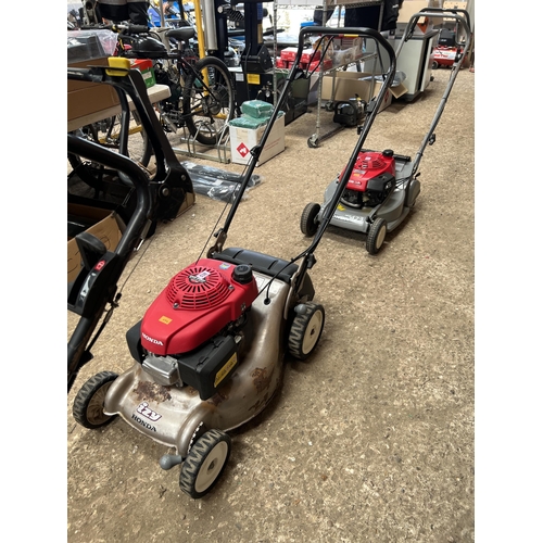 538 - Honda petrol mower HRG466 , working no grass bag no 54