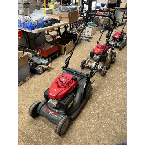 539 - 2019 HONDA mower HRX426C , no grass bag runs but needs service no 50