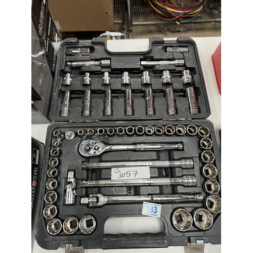 183 - LARGE SOCKET SET