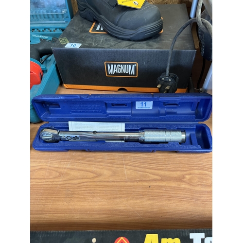 11 - H84 3/8 Torque wrench