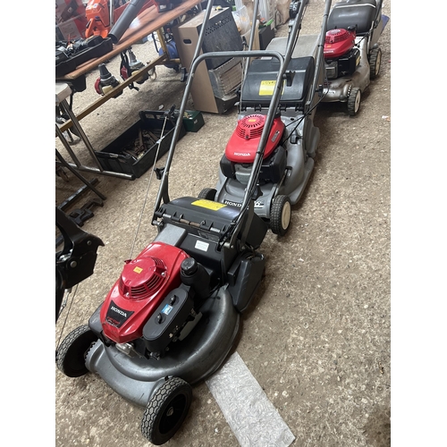 126 - Honda petrol mower no . 74