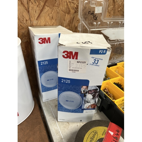 33 - X2 Boxes 3M 2125 filters