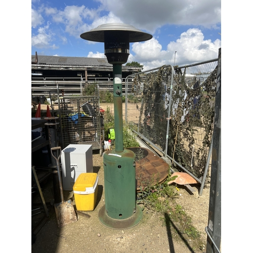 559 - Gas patio heater