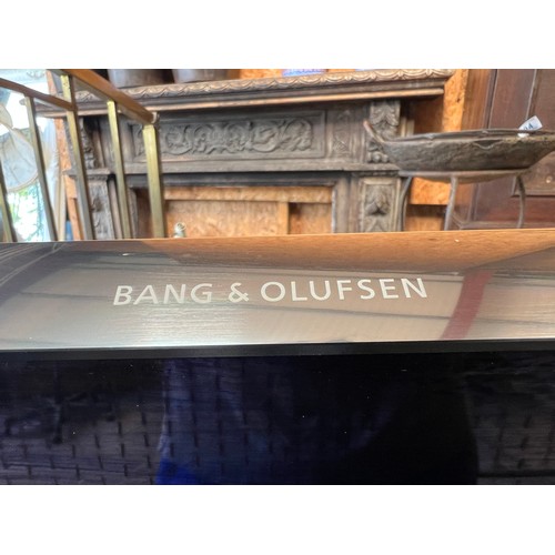 23 - Bang & Olufsen TV working order