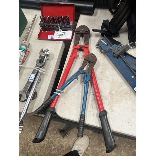 126 - 2 x bolt croppers / cutters 24” & 14”